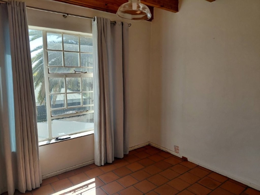 To Let 4 Bedroom Property for Rent in Mountain View Gauteng