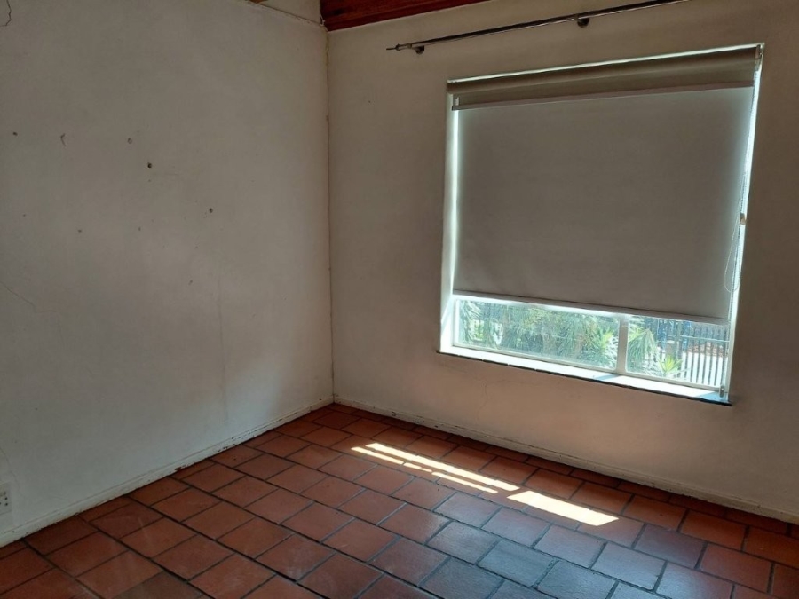 To Let 4 Bedroom Property for Rent in Mountain View Gauteng