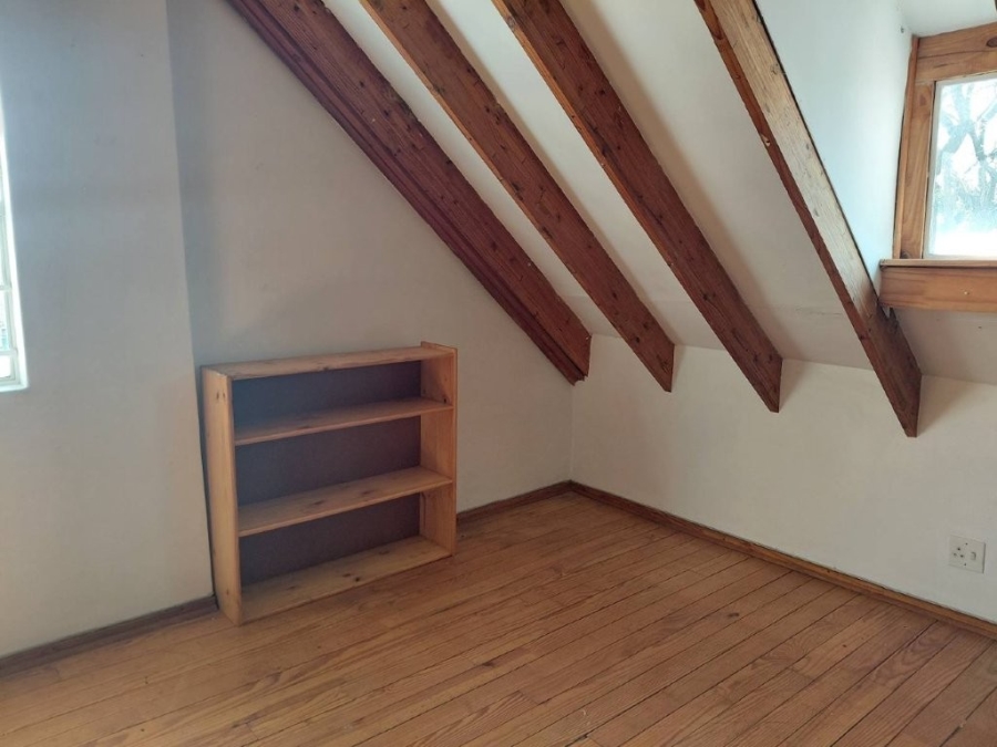 To Let 4 Bedroom Property for Rent in Mountain View Gauteng