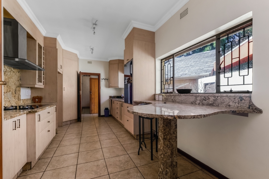 To Let 5 Bedroom Property for Rent in Bryanston Gauteng