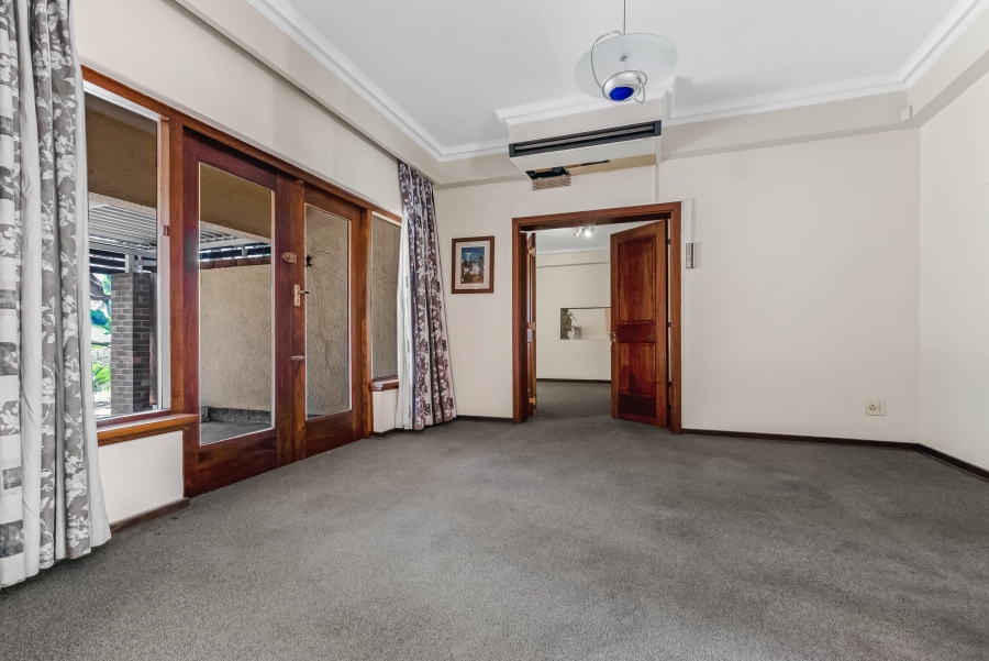 To Let 5 Bedroom Property for Rent in Bryanston Gauteng