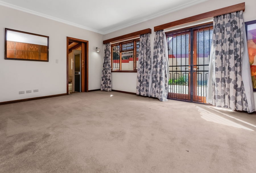 To Let 5 Bedroom Property for Rent in Bryanston Gauteng