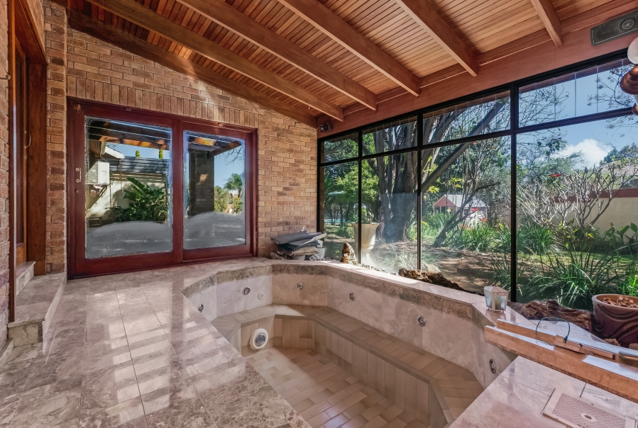 To Let 5 Bedroom Property for Rent in Bryanston Gauteng