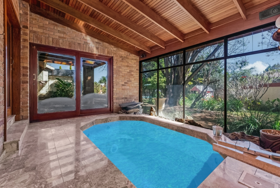 To Let 5 Bedroom Property for Rent in Bryanston Gauteng