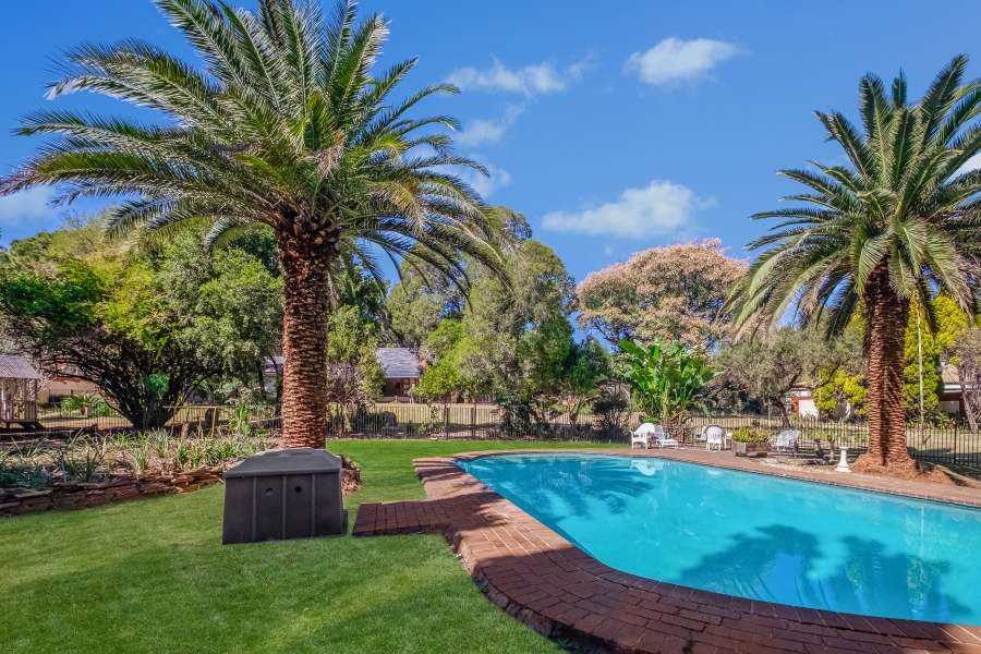 To Let 5 Bedroom Property for Rent in Bryanston Gauteng