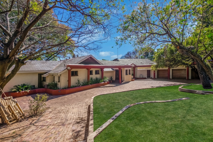 To Let 5 Bedroom Property for Rent in Bryanston Gauteng