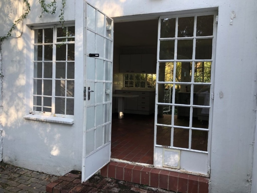 To Let 1 Bedroom Property for Rent in Lyndhurst Gauteng