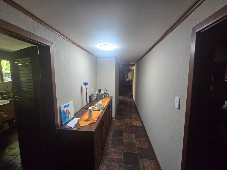 4 Bedroom Property for Sale in Parkhill Gardens Gauteng
