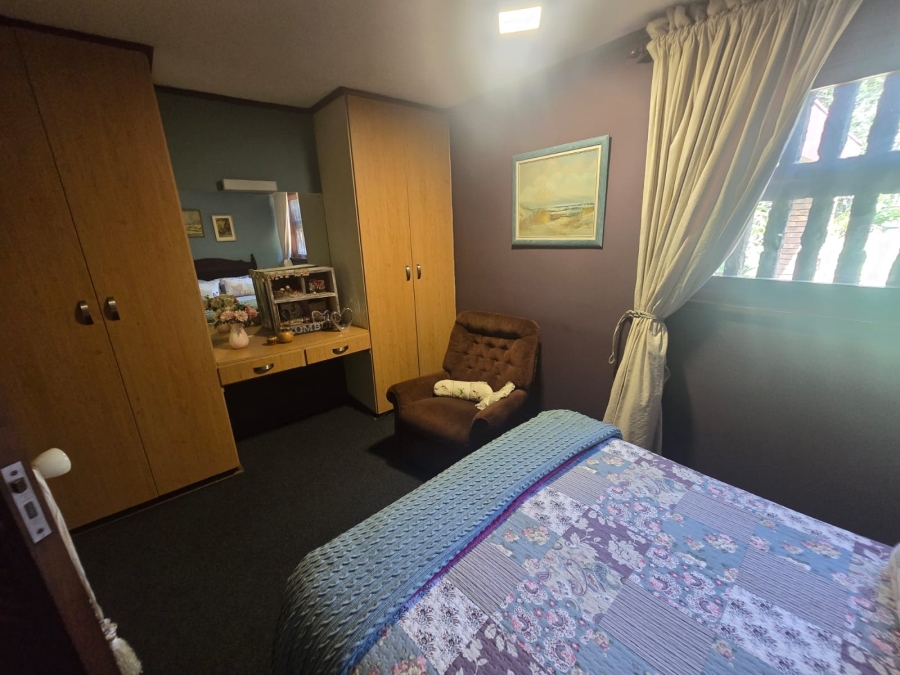 4 Bedroom Property for Sale in Parkhill Gardens Gauteng
