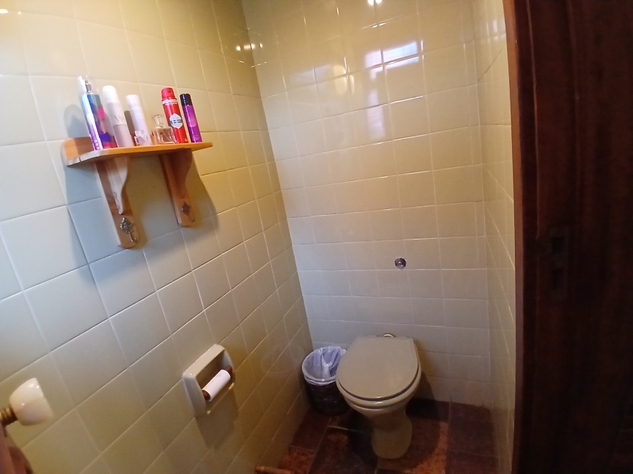 4 Bedroom Property for Sale in Parkhill Gardens Gauteng