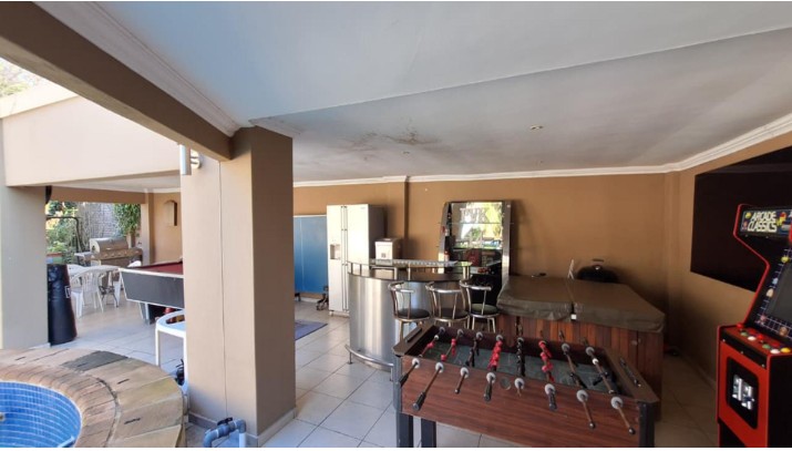 2 Bedroom Property for Sale in Bordeaux Gauteng