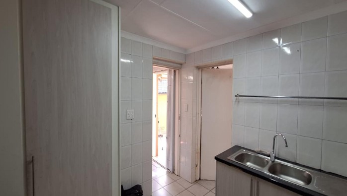 2 Bedroom Property for Sale in Bordeaux Gauteng