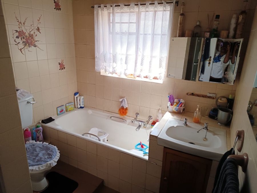 3 Bedroom Property for Sale in The Hill Gauteng