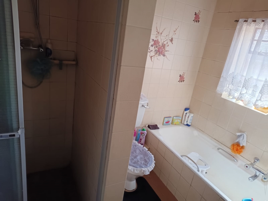 3 Bedroom Property for Sale in The Hill Gauteng