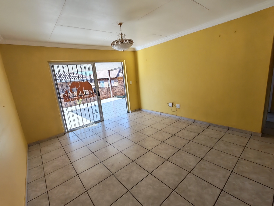 2 Bedroom Property for Sale in Amandasig Gauteng