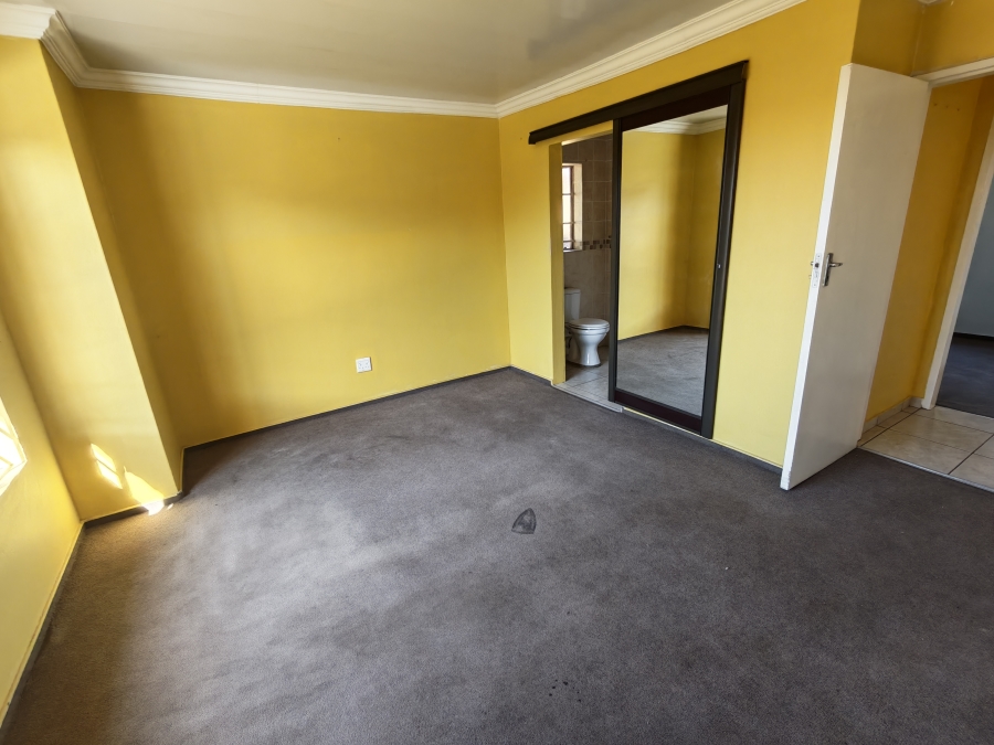 2 Bedroom Property for Sale in Amandasig Gauteng