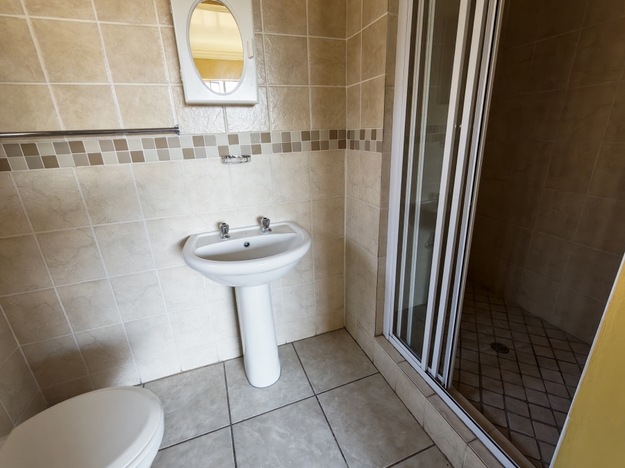 2 Bedroom Property for Sale in Amandasig Gauteng