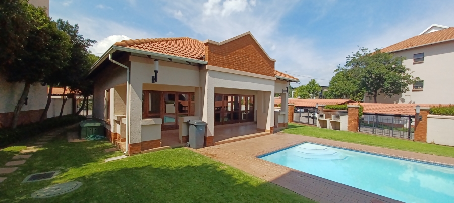 To Let 1 Bedroom Property for Rent in Paulshof Gauteng
