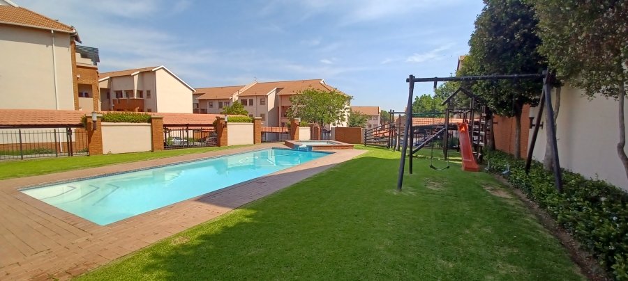 To Let 1 Bedroom Property for Rent in Paulshof Gauteng