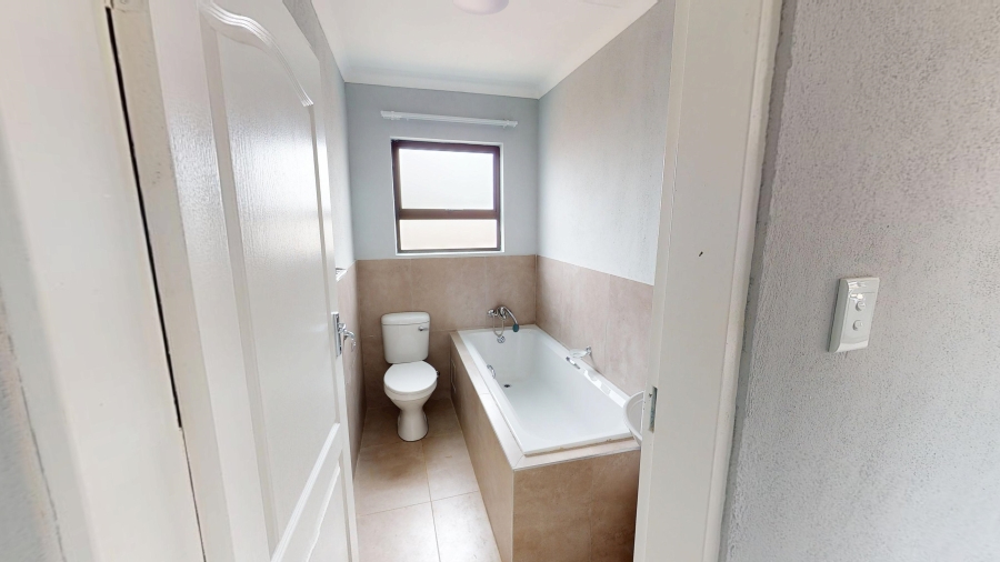 2 Bedroom Property for Sale in The Orchards Gauteng