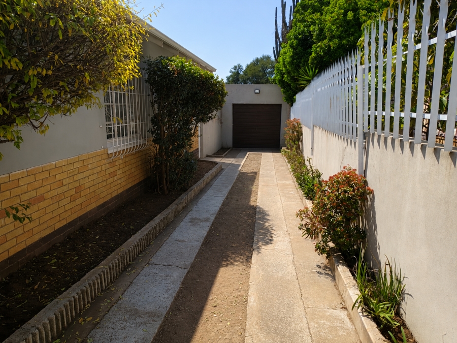 3 Bedroom Property for Sale in Rewlatch Gauteng