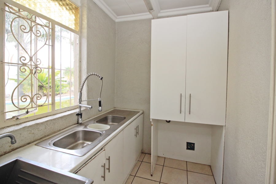 3 Bedroom Property for Sale in Rustivia Gauteng