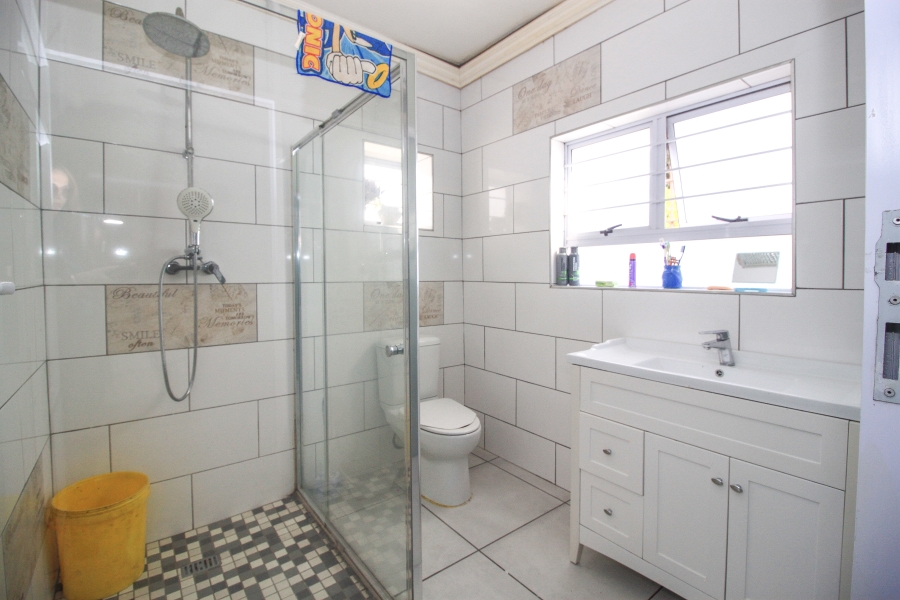 3 Bedroom Property for Sale in Rustivia Gauteng
