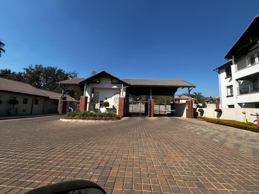 To Let 2 Bedroom Property for Rent in Crowthorne AH Gauteng