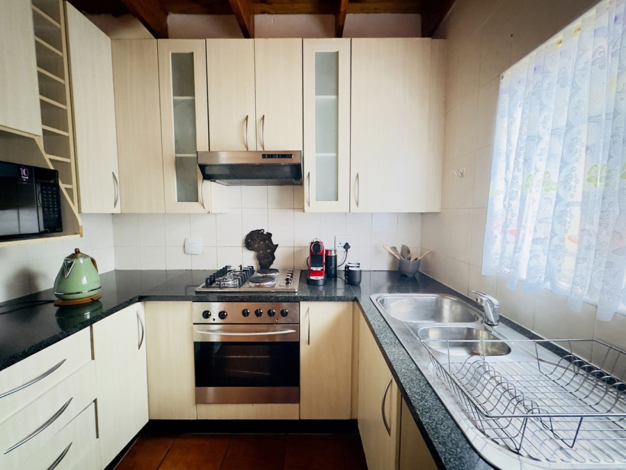 3 Bedroom Property for Sale in Erand Gardens Gauteng