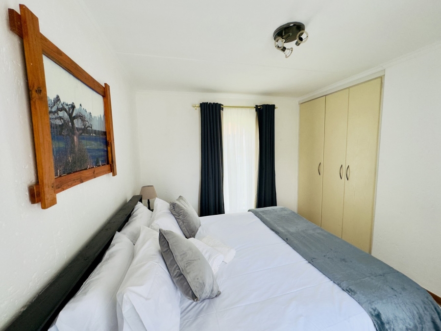 3 Bedroom Property for Sale in Erand Gardens Gauteng