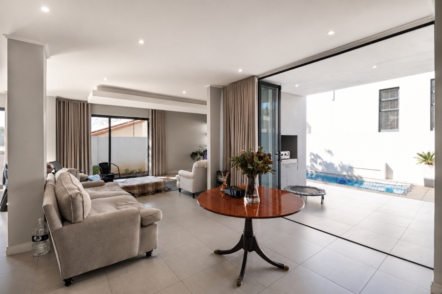 4 Bedroom Property for Sale in Sandown Gauteng