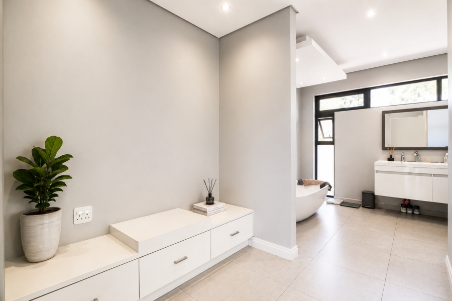 4 Bedroom Property for Sale in Sandown Gauteng