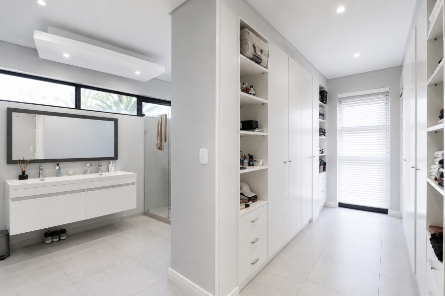 4 Bedroom Property for Sale in Sandown Gauteng
