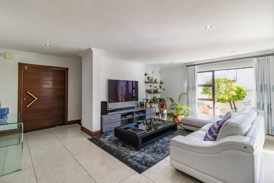 To Let 3 Bedroom Property for Rent in Morningside Gauteng