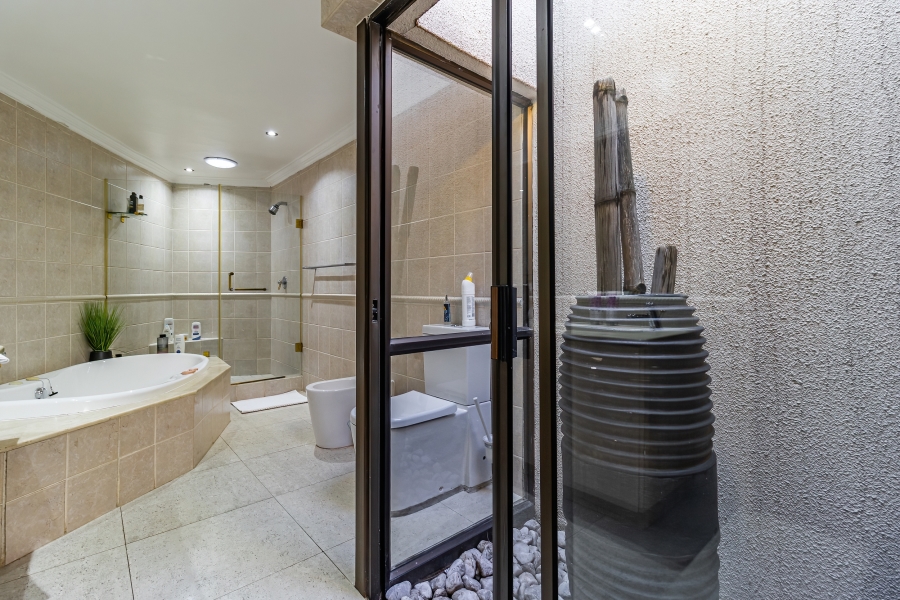 To Let 3 Bedroom Property for Rent in Morningside Gauteng
