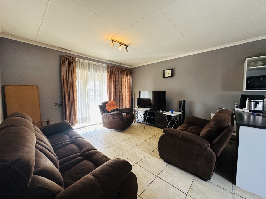 2 Bedroom Property for Sale in Brenthurst Gauteng