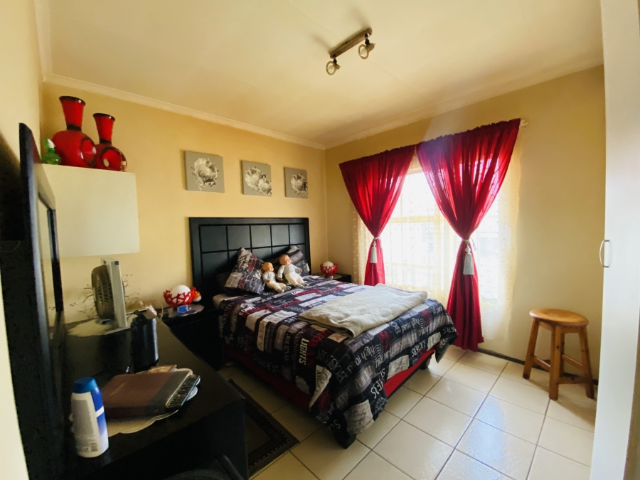 2 Bedroom Property for Sale in Brenthurst Gauteng