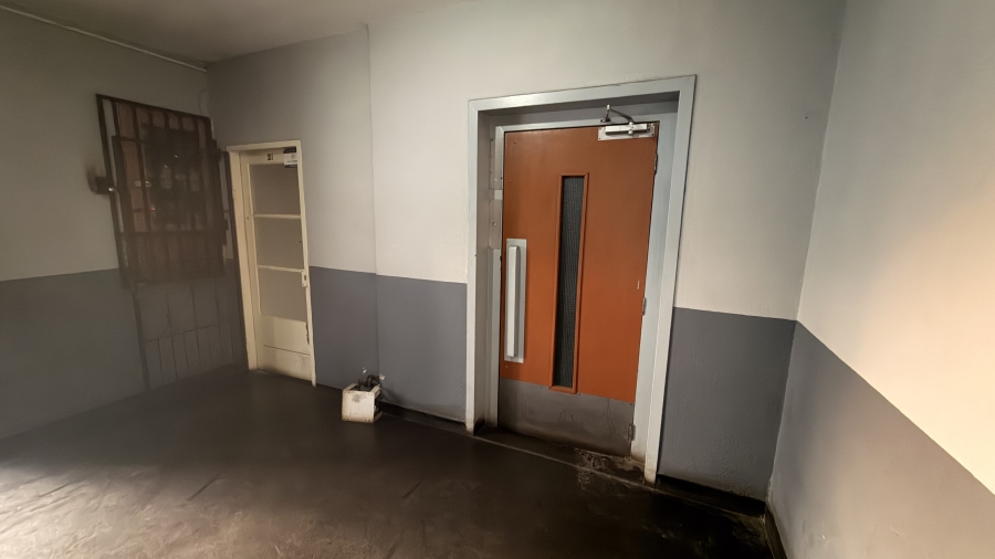1 Bedroom Property for Sale in Sunnyside Gauteng