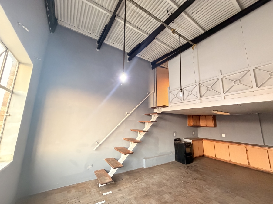 1 Bedroom Property for Sale in Sunnyside Gauteng