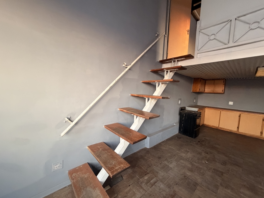 1 Bedroom Property for Sale in Sunnyside Gauteng