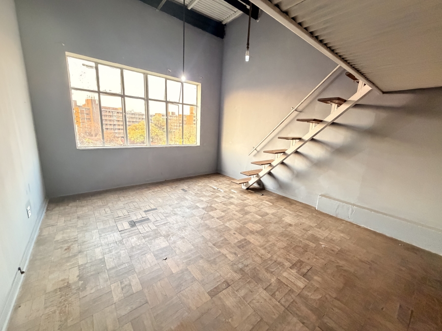 1 Bedroom Property for Sale in Sunnyside Gauteng