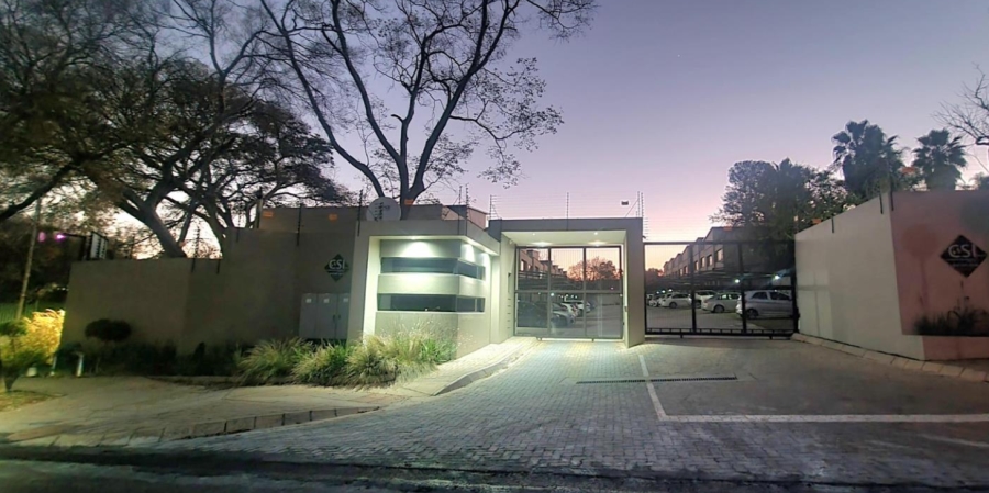 2 Bedroom Property for Sale in Maroelana Gauteng