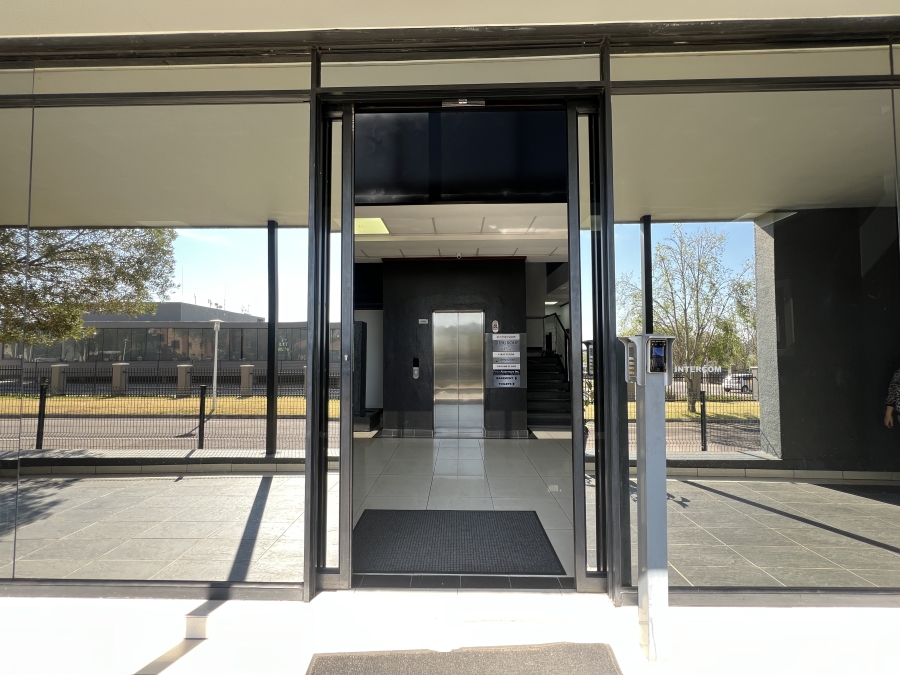 Commercial Property for Sale in Midridge Park Gauteng