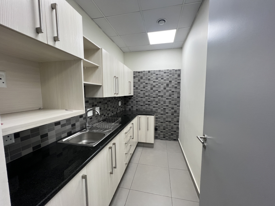 Commercial Property for Sale in Midridge Park Gauteng