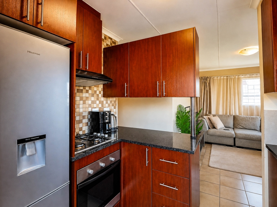 3 Bedroom Property for Sale in Kosmosdal Gauteng