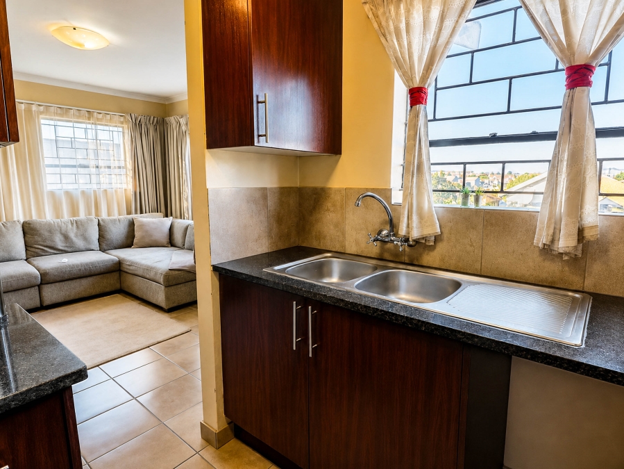 3 Bedroom Property for Sale in Kosmosdal Gauteng