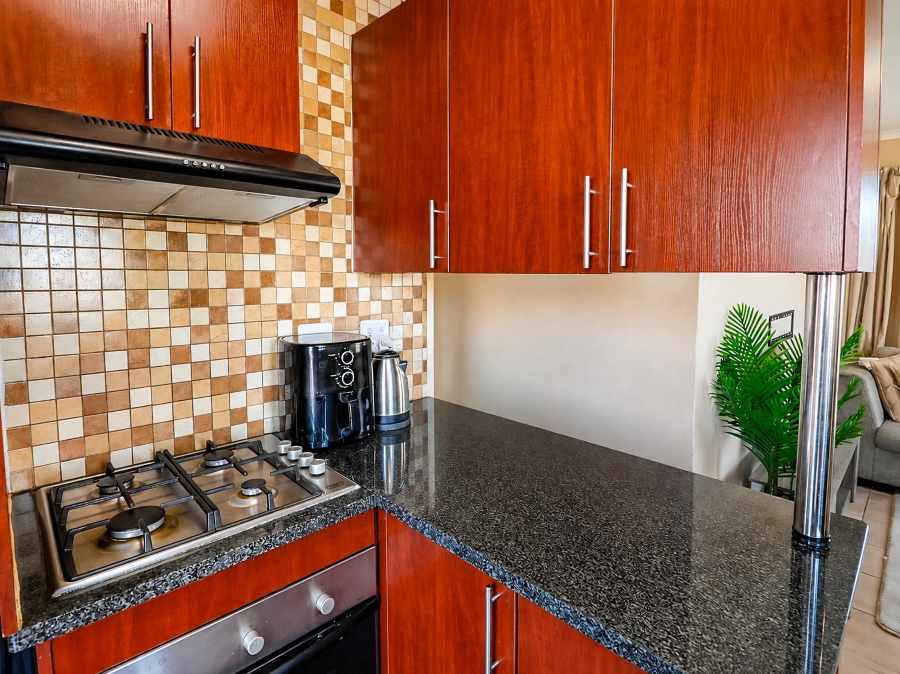 3 Bedroom Property for Sale in Kosmosdal Gauteng