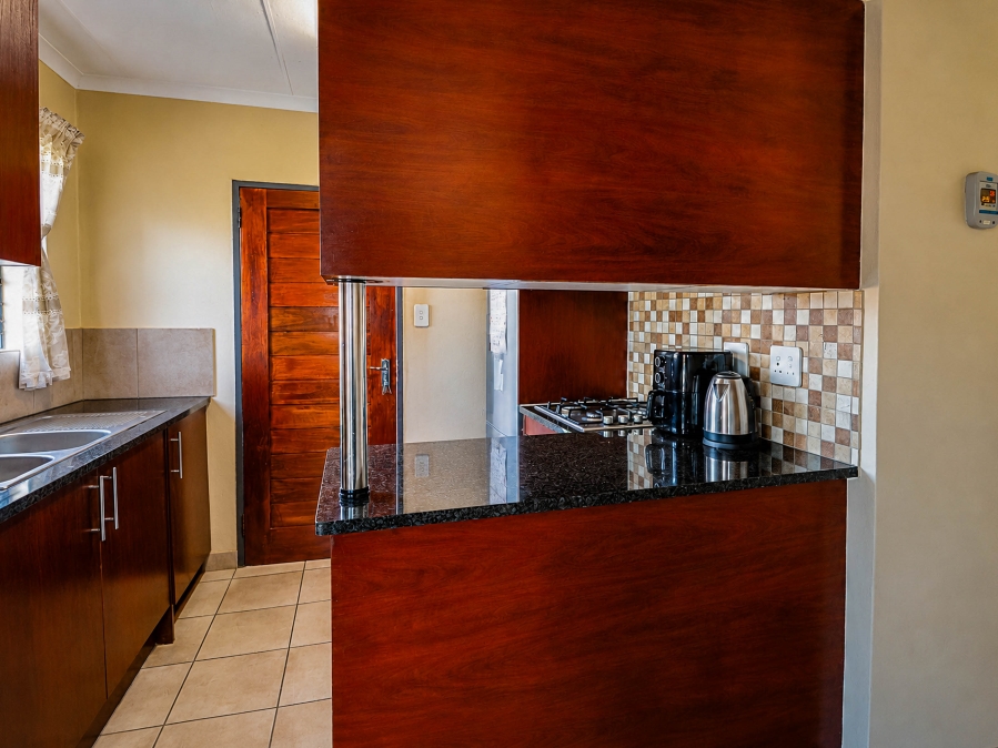 3 Bedroom Property for Sale in Kosmosdal Gauteng