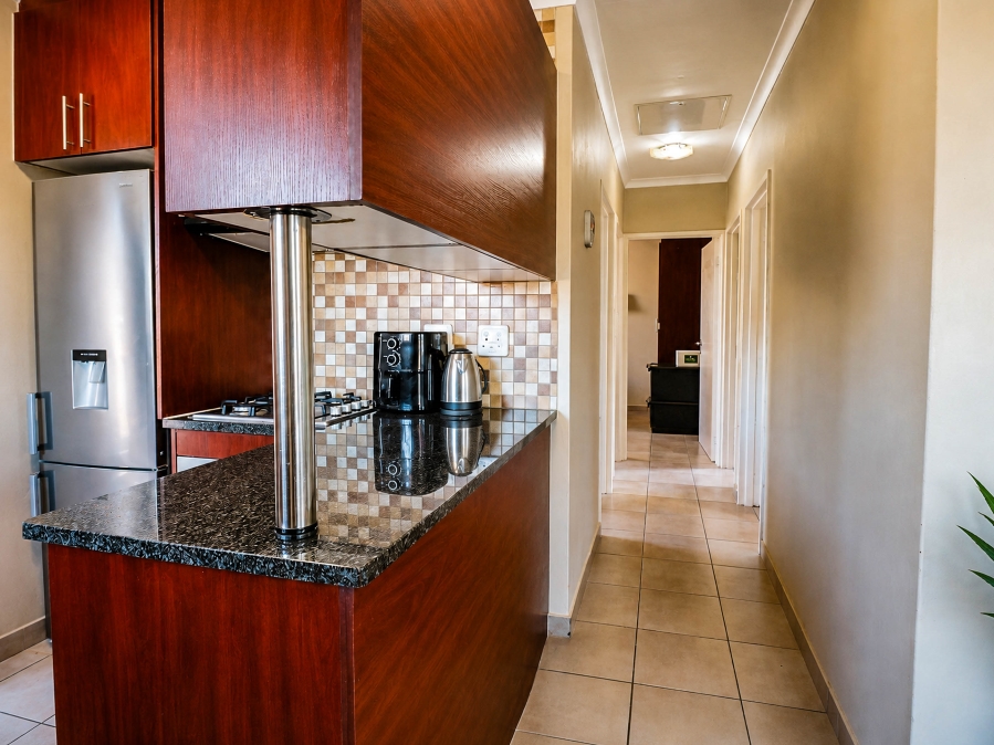 3 Bedroom Property for Sale in Kosmosdal Gauteng