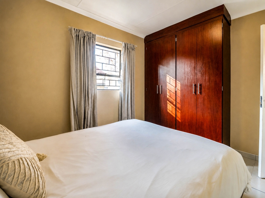 3 Bedroom Property for Sale in Kosmosdal Gauteng